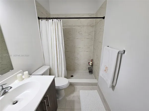 $2,700 | 15520 Southwest 136th Street, Unit 106, Miami, FL 33196