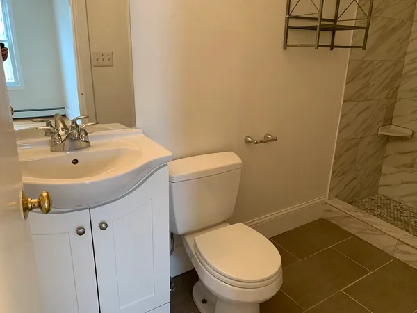 $3,000 | 50 Oliver Street, Unit D, Somerville, MA 02145