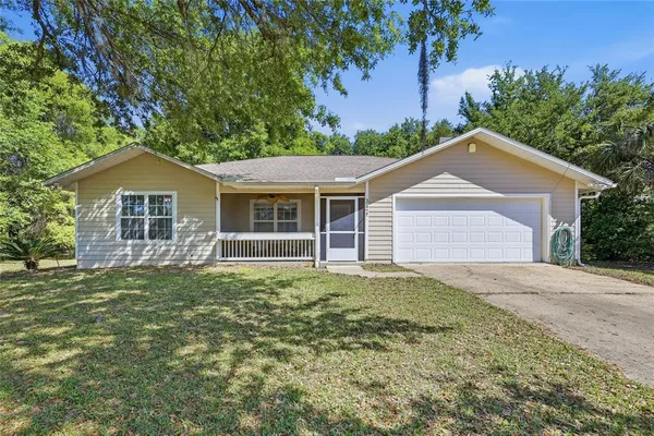 $299,900 | 347 Ashley Street, Hawthorne, FL 32640