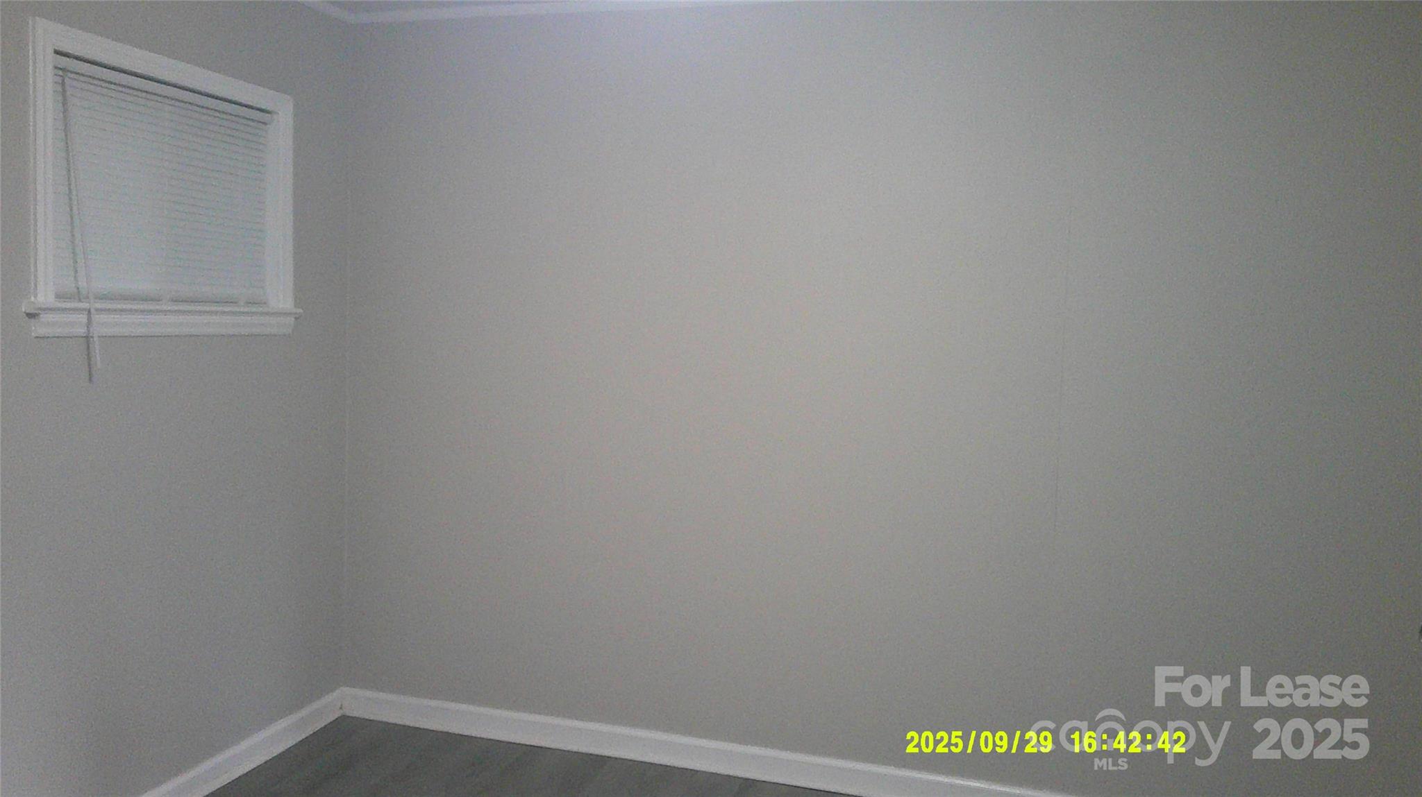 435 Arlington Circle Northwest, Unit E Lenoir, NC 28645 - Photo 5 of 7 close up of a white marble wall