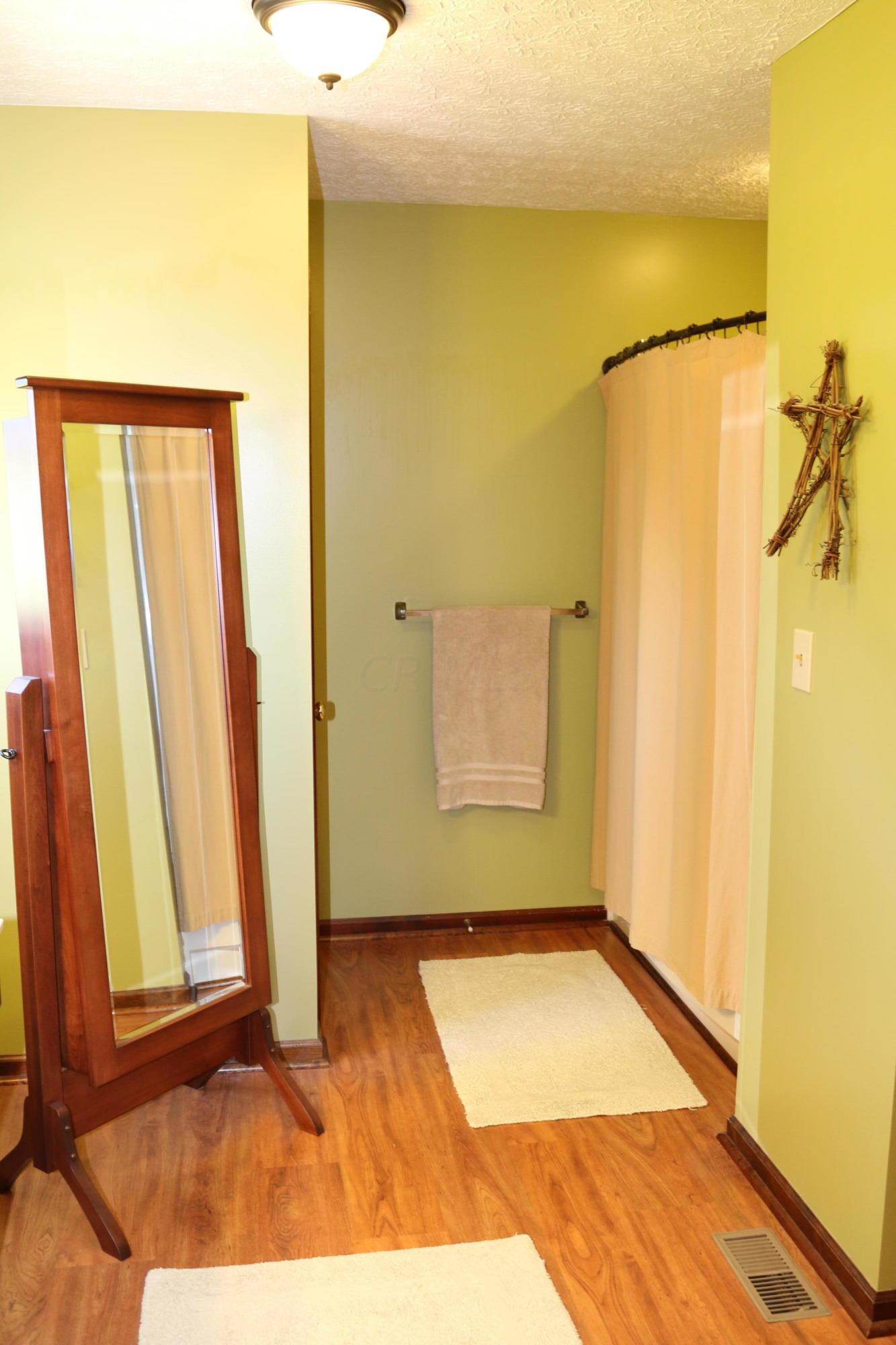 1560 Rome Corners Road Galena, OH 43021 - Photo 16 of 39 Gallery Image 16