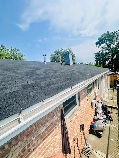 9508 South Green Street Chicago, IL 60643 - Photo 18 of 47 a view of a terrace with sky view
