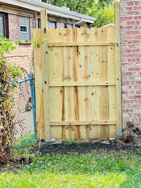 9508 South Green Street Chicago, IL 60643 - Photo 24 of 47 a view of a small house with wooden fence