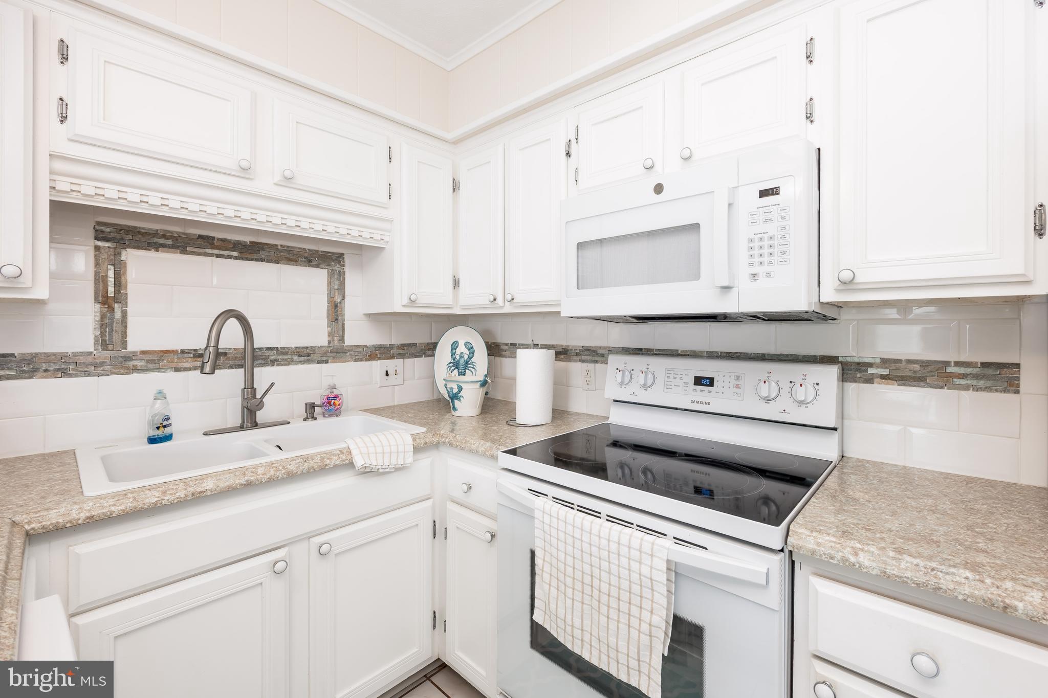 11 91st Street, Unit 202 Ocean City, MD 21842 - Photo 12 of 40