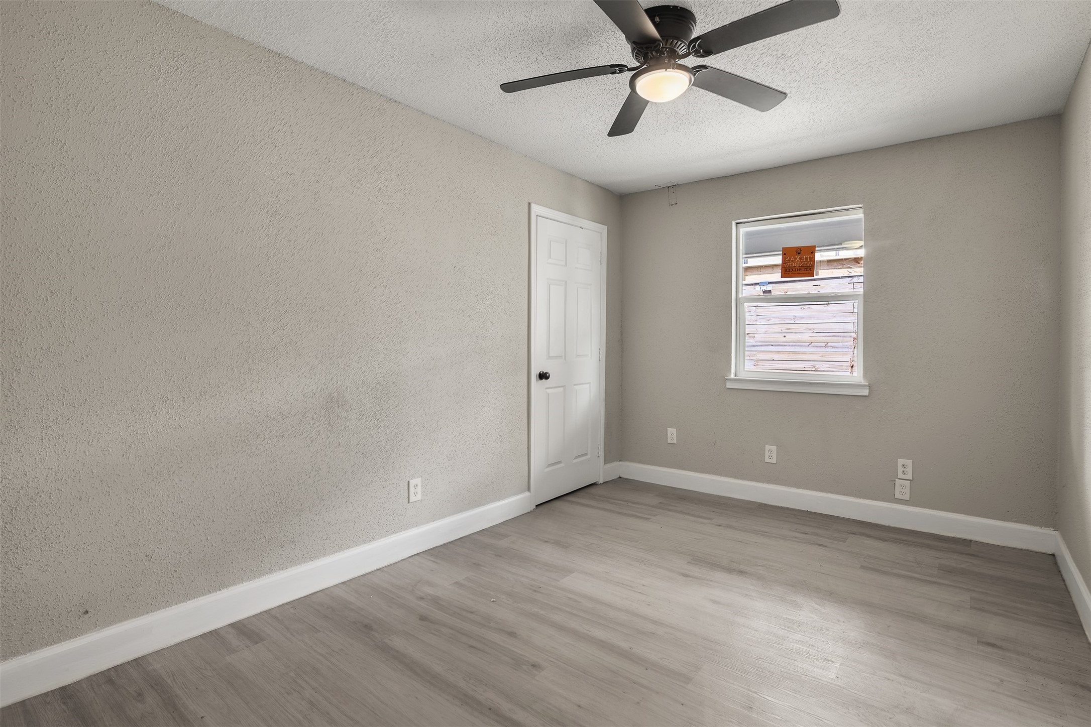 4755 Wilmington Street, Unit 6 Houston, TX 77033 - Photo 12 of 27 Gallery Image 12