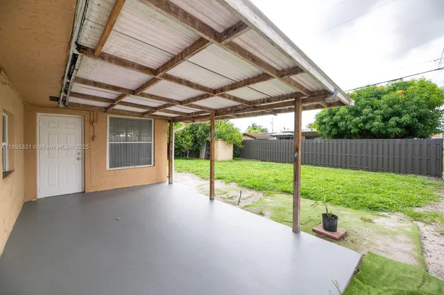 $3,100 | 7720 Northwest 15th Street, Pembroke Pines, FL 33024