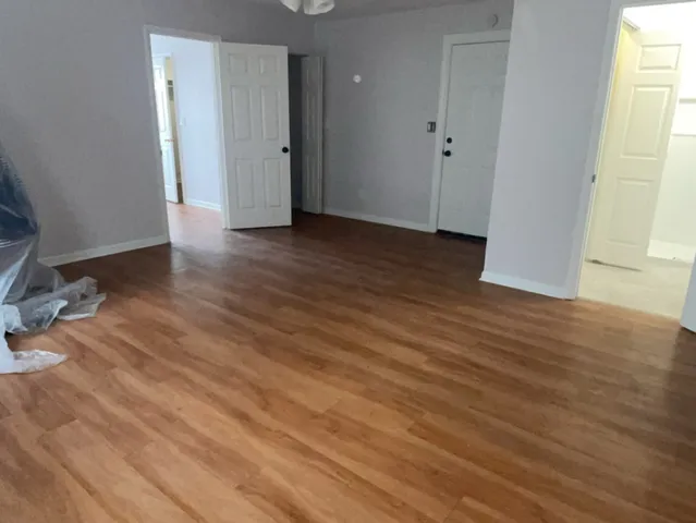 $2,000 | 3611 North Sacramento Avenue, Chicago, IL 60618