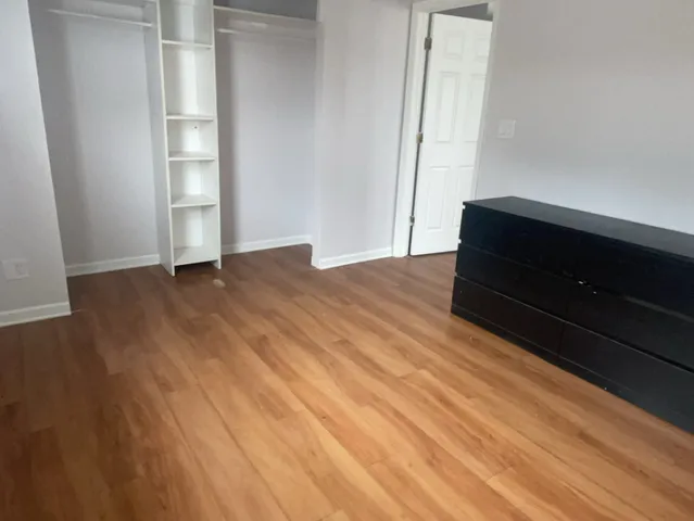 $2,000 | 3611 North Sacramento Avenue, Chicago, IL 60618