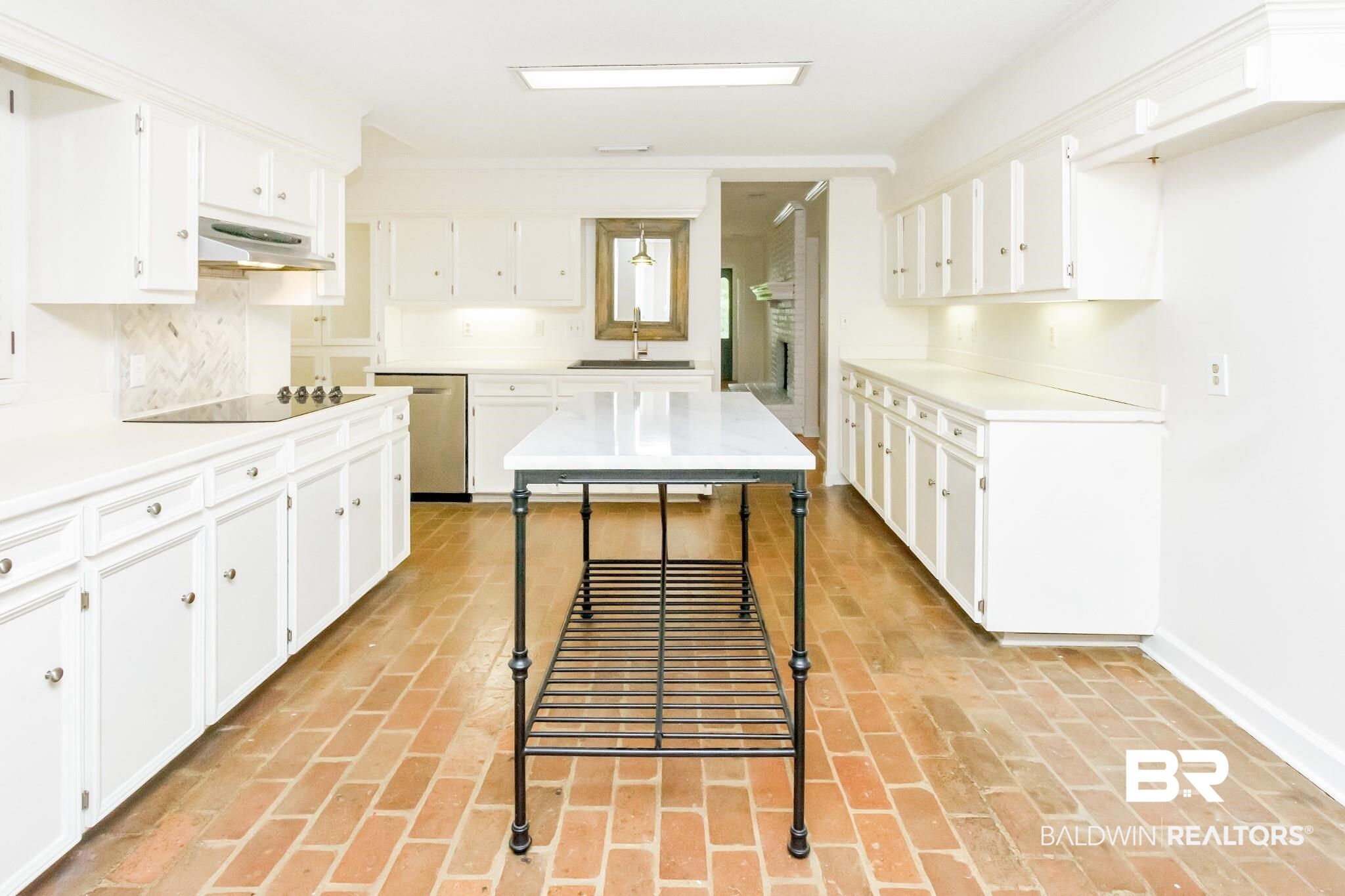 450 Ridgelawn Drive West Mobile, AL 36608 - Photo 9 of 35