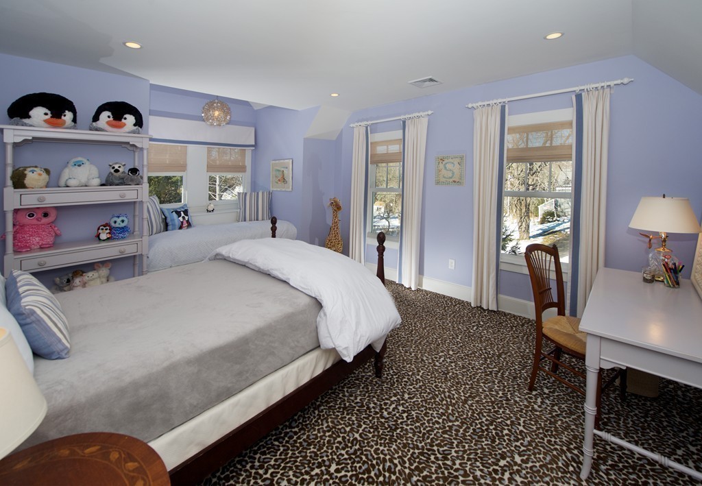567 Bay Road Duxbury, MA 02332 - Photo 16 of 19 Gallery Image 16