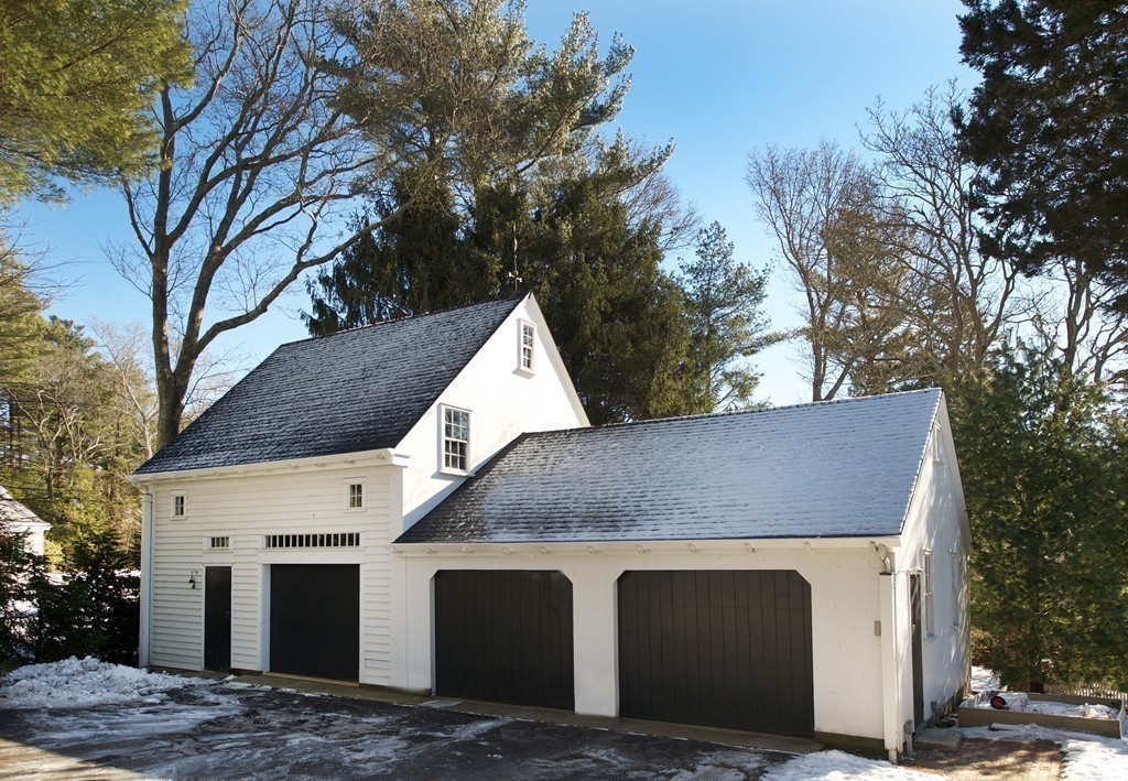 567 Bay Road Duxbury, MA 02332 - Photo 18 of 19 Gallery Image 18