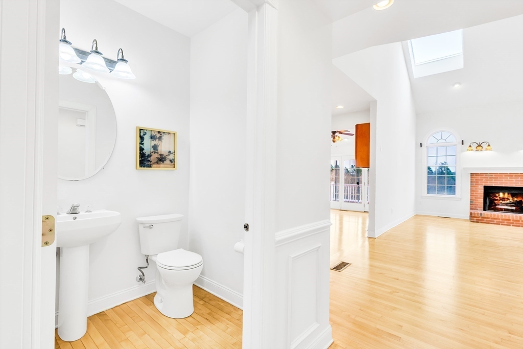 45 Endean Drive Walpole, MA 02032 - Photo 15 of 42