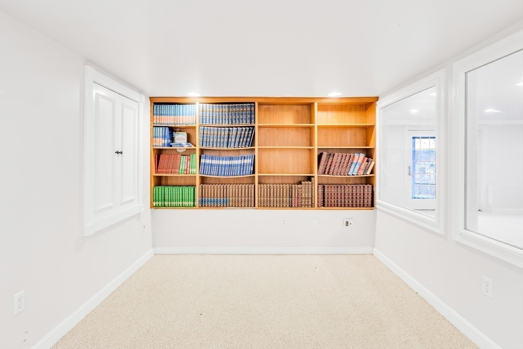 45 Endean Drive Walpole, MA 02032 - Photo 29 of 42 an empty room with windows