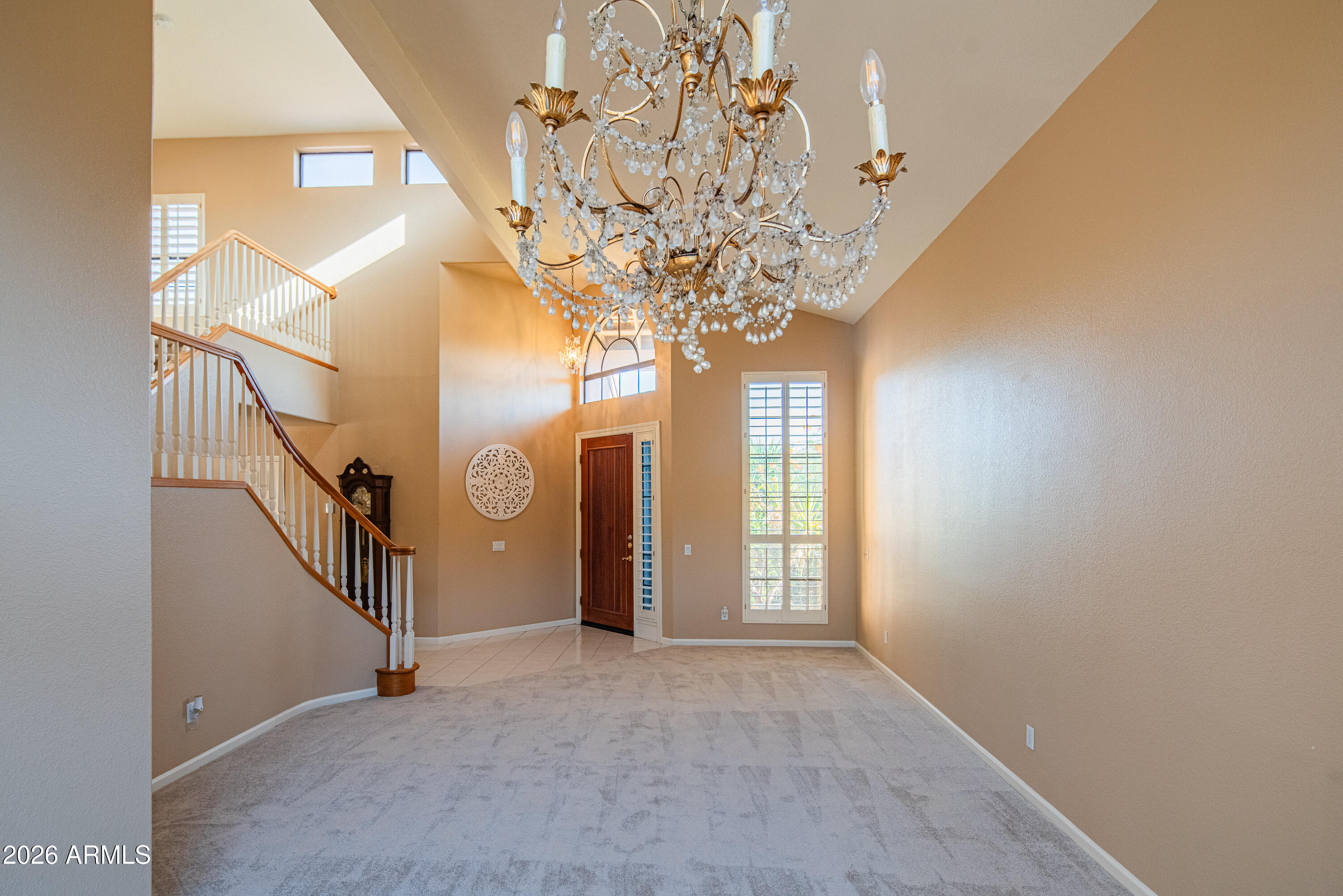 1054 East Shangri La Road Phoenix, AZ 85020 - Photo 7 of 37 Formal Living and Dining