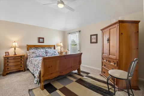 $499,000 | 2608 Crystal Falls Drive, Pearland, TX 77584