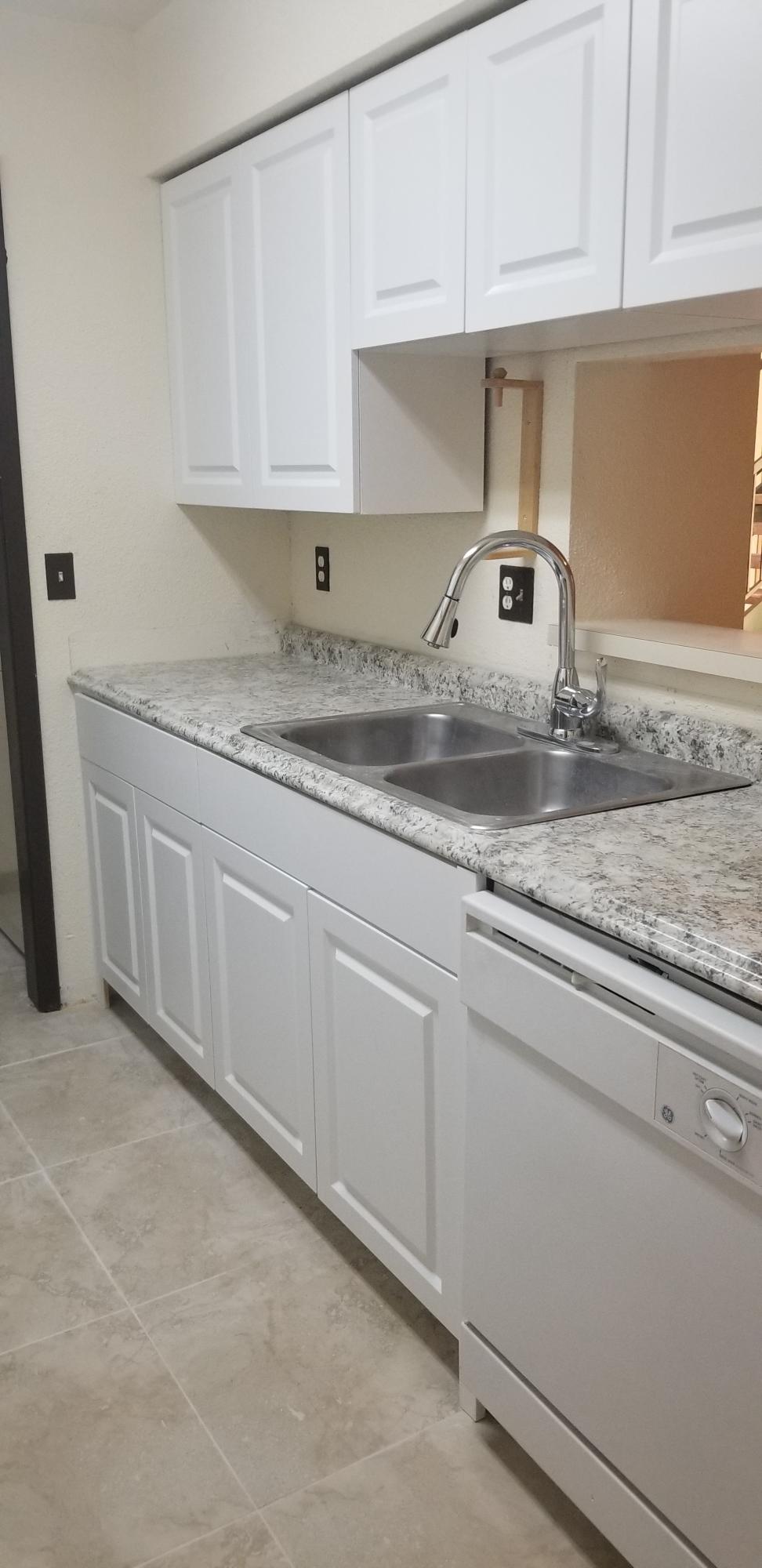 949 Riverside Drive, Unit 415 Coral Springs, FL 33071 - Photo 4 of 12 20191102_180223