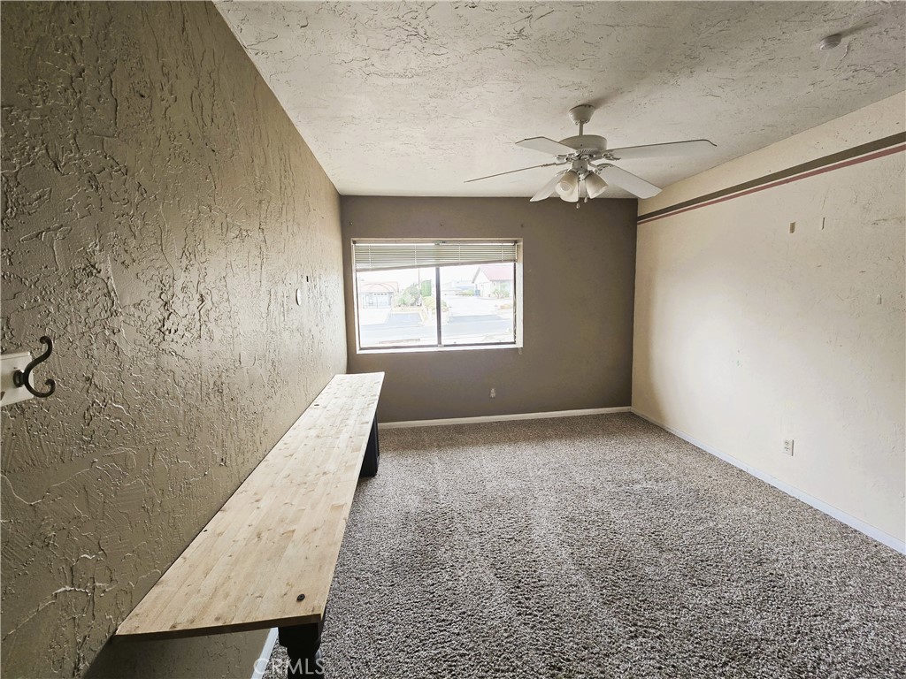 13809 Titonka Road Apple Valley, CA 92307 - Photo 14 of 28 Gallery Image 14