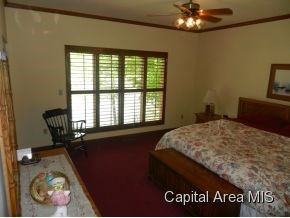 37 Orchard Lane Springfield, IL 62712 - Photo 10 of 24 Gallery Image 10