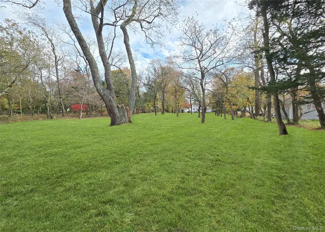 $629,900 | 585 Pulaski Road, Kings Park, NY 11754