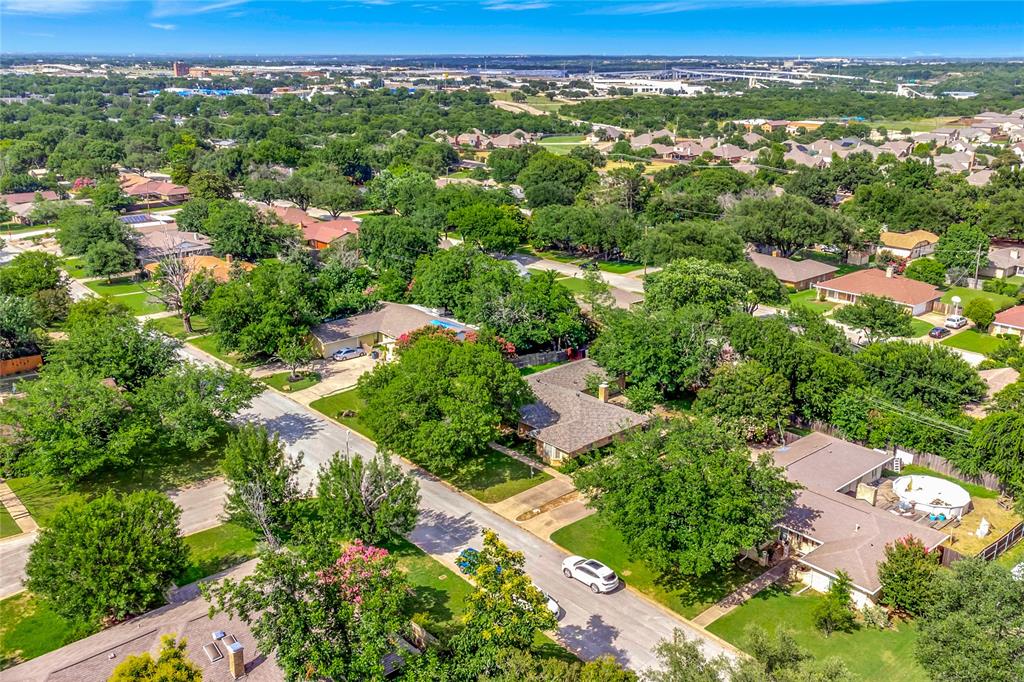 6021 Sycamore Creek Road Edgecliff Village, TX 76134 - Photo 7 of 37 Aerial perspective of suburban area