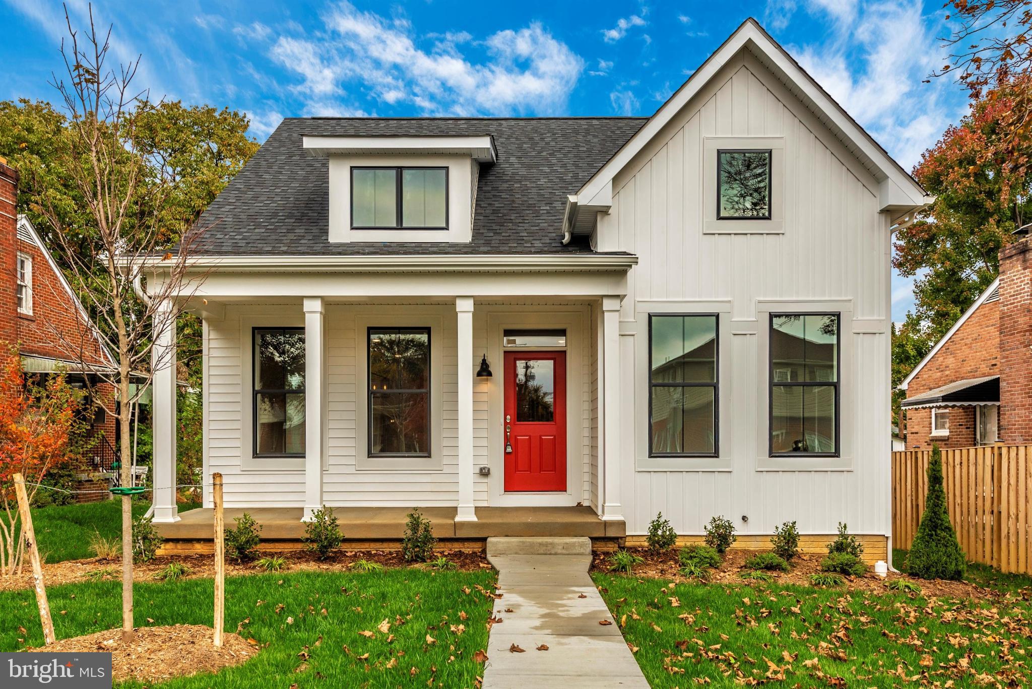 16 North Lot Easton, MD 21601 - Photo 2 of 44 Charming modern home with vibrant red door.