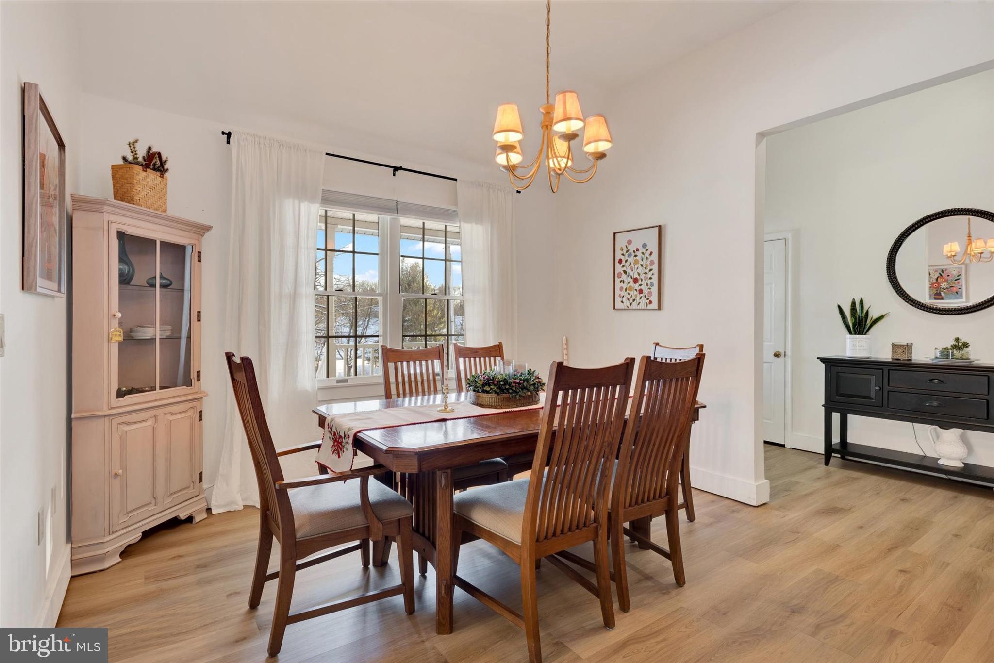 128 Vermont Road Reading, PA 19608 - Photo 11 of 34 Dining room