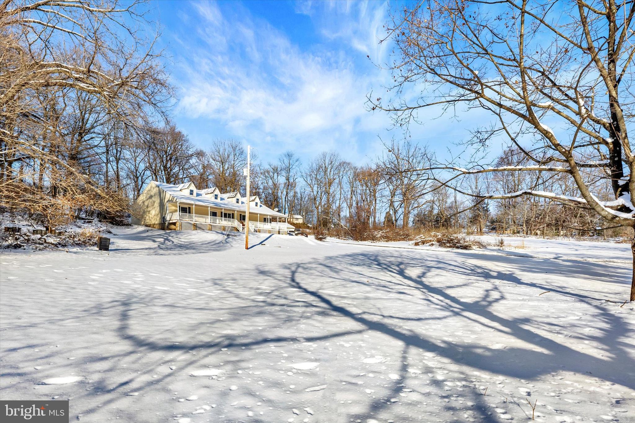 128 Vermont Road Reading, PA 19608 - Photo 3 of 34 Exterior front