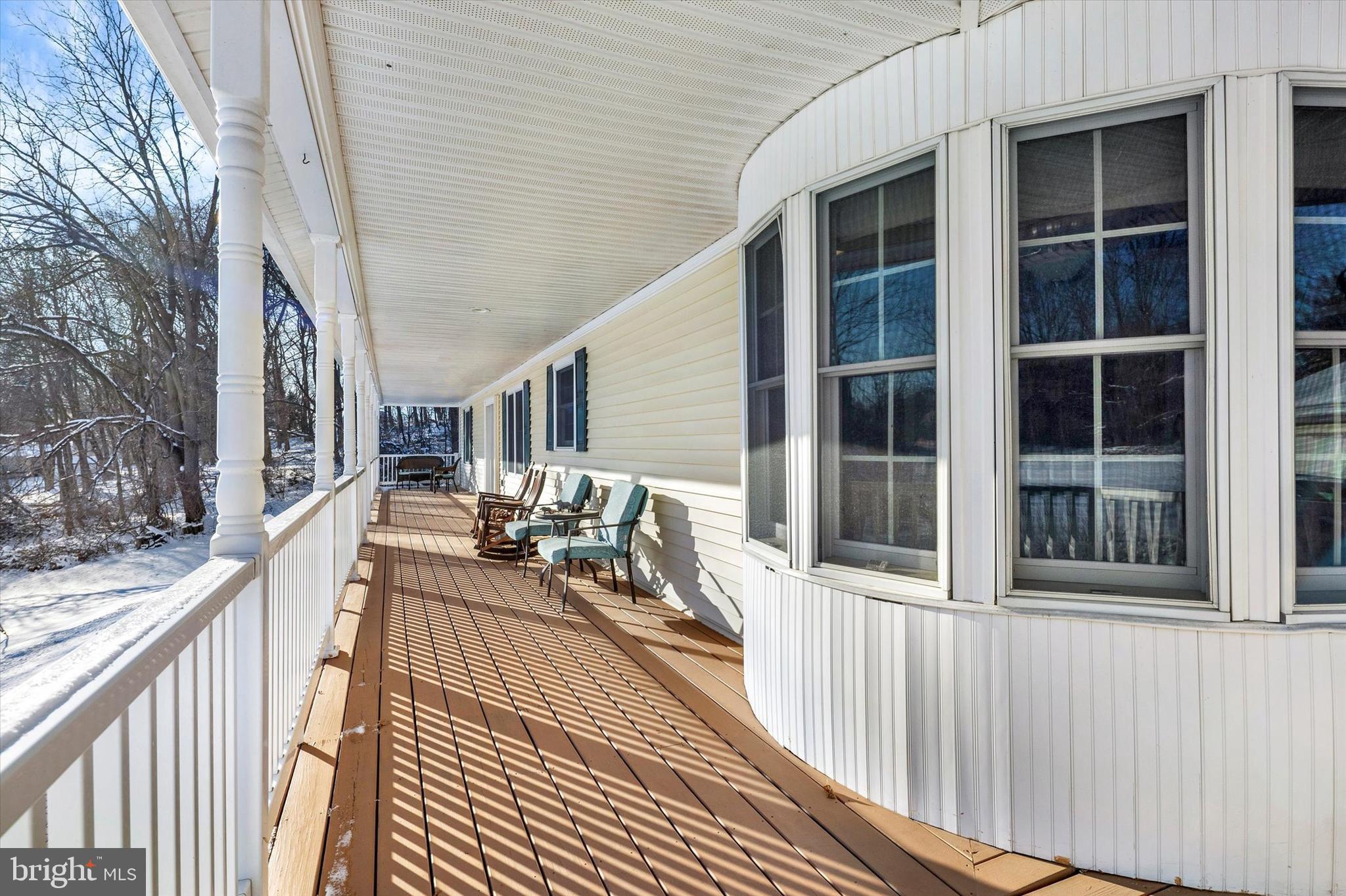 128 Vermont Road Reading, PA 19608 - Photo 5 of 34 Front porch