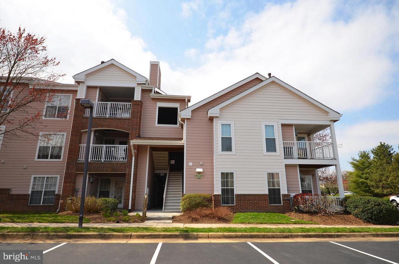 21013 Timber Ridge Terrace, Unit 101 Ashburn, VA 20147 - Photo 1 of 23
