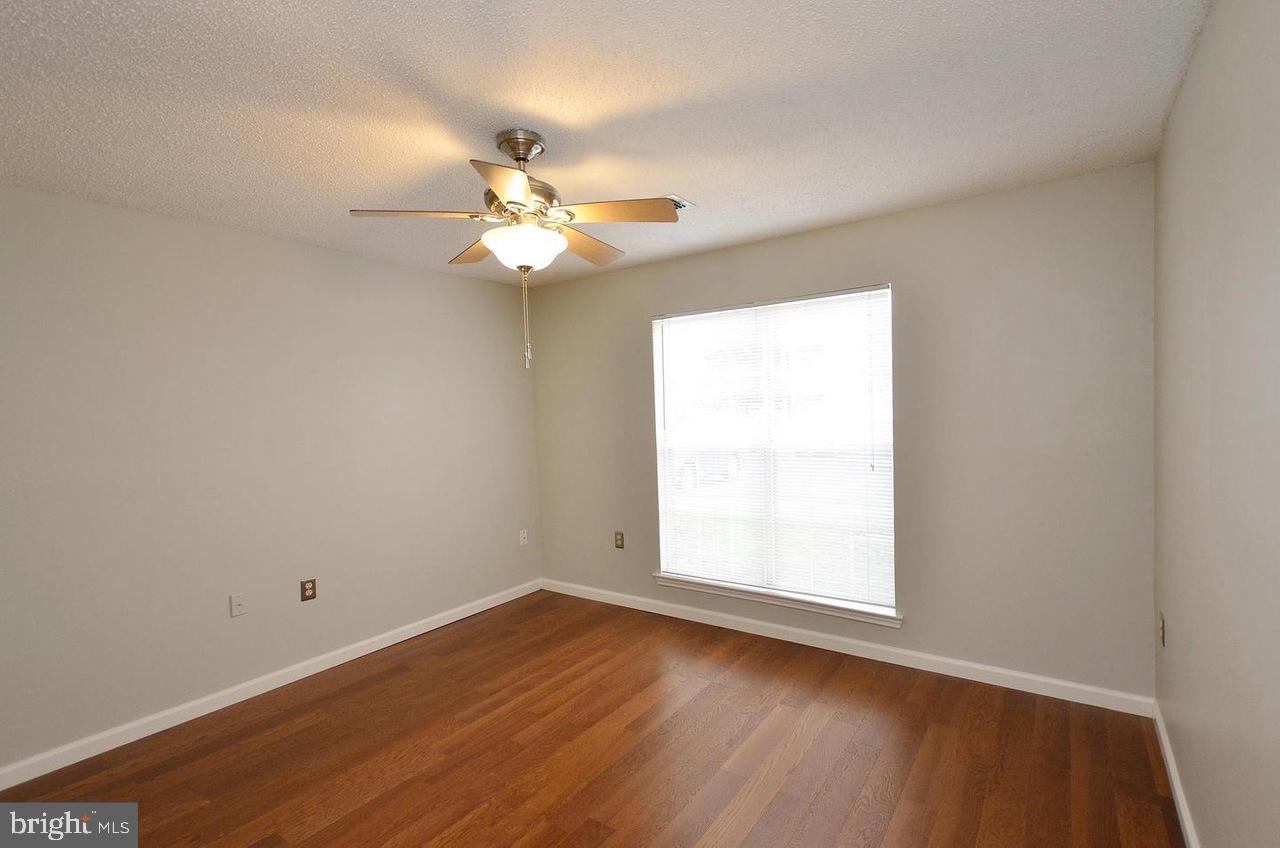 21013 Timber Ridge Terrace, Unit 101 Ashburn, VA 20147 - Photo 15 of 23