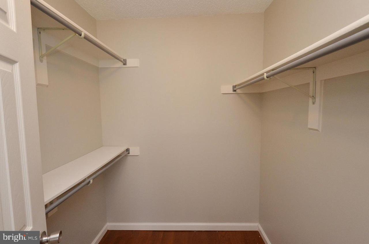 21013 Timber Ridge Terrace, Unit 101 Ashburn, VA 20147 - Photo 16 of 23
