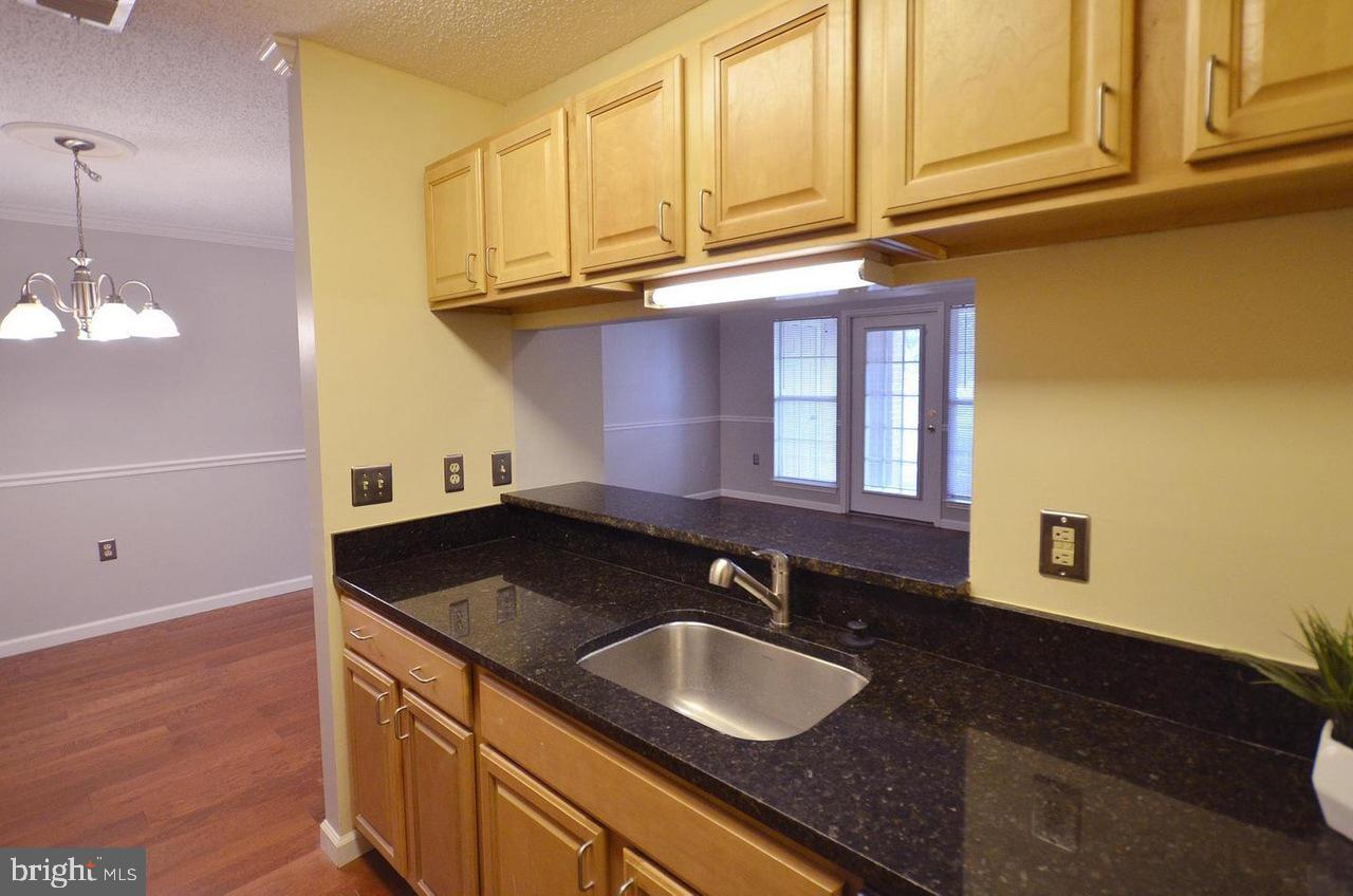 21013 Timber Ridge Terrace, Unit 101 Ashburn, VA 20147 - Photo 5 of 23