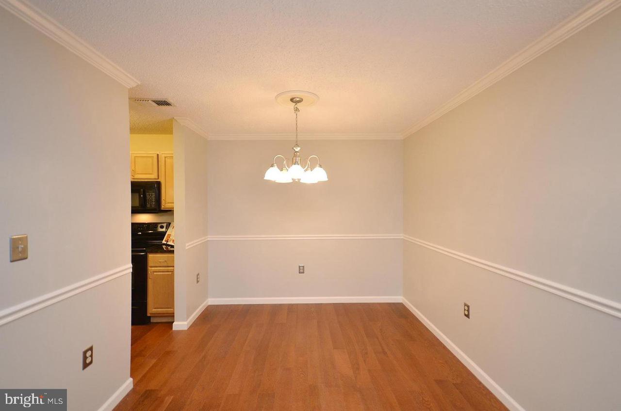 21013 Timber Ridge Terrace, Unit 101 Ashburn, VA 20147 - Photo 6 of 23