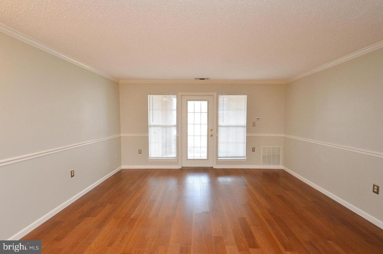 21013 Timber Ridge Terrace, Unit 101 Ashburn, VA 20147 - Photo 10 of 23