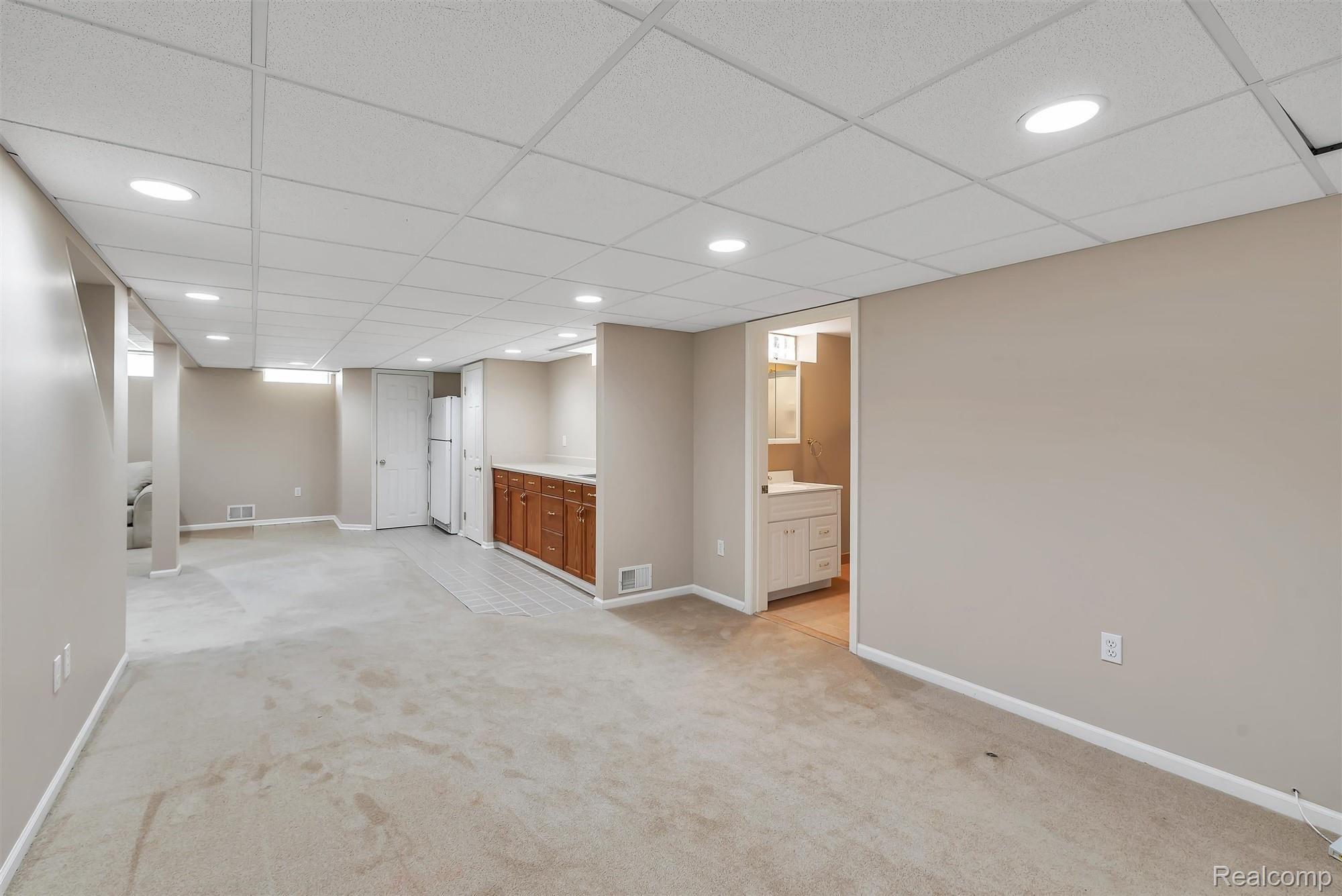 25735 Rutledge Crossing Farmington, MI 48335 - Photo 43 of 53 44-25735 Rutledge-WindowStill-Real-.jpg