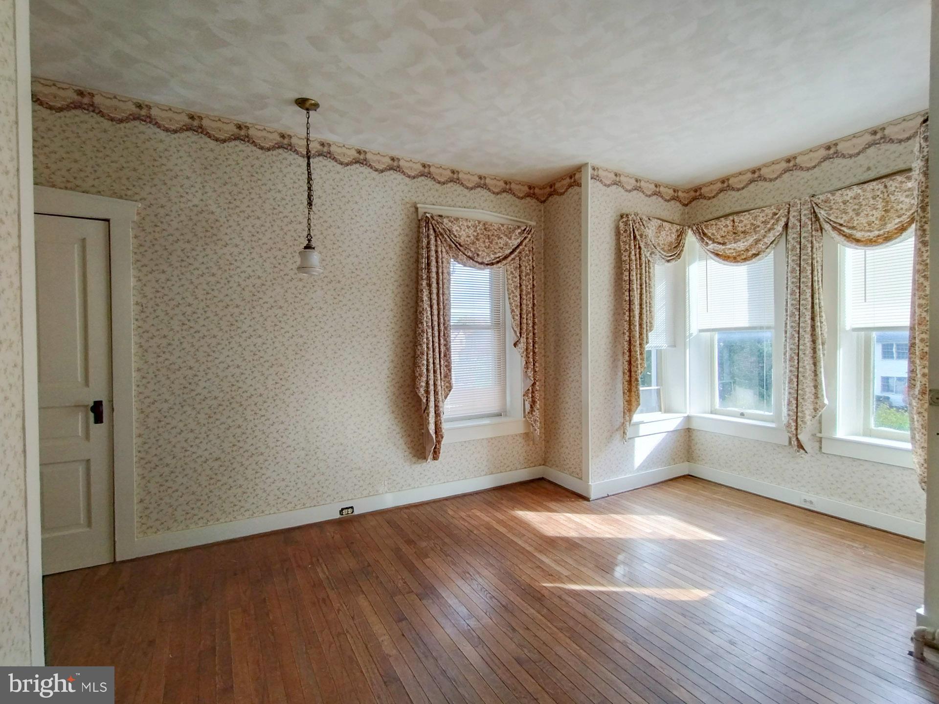 421 Arrowhead Drive Lititz, PA 17543 - Photo 28 of 39 Bedroom