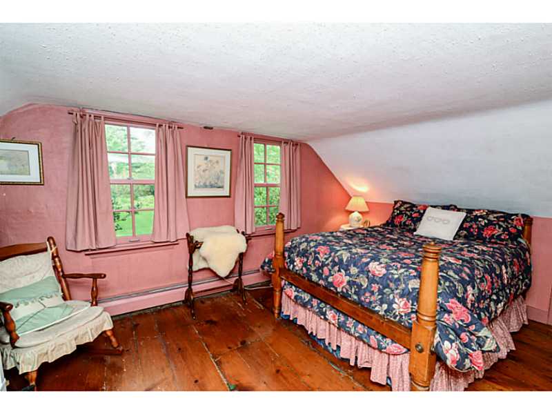 531 Puncatest Neck Road Tiverton, RI 02878 - Photo 17 of 25 Bedroom.