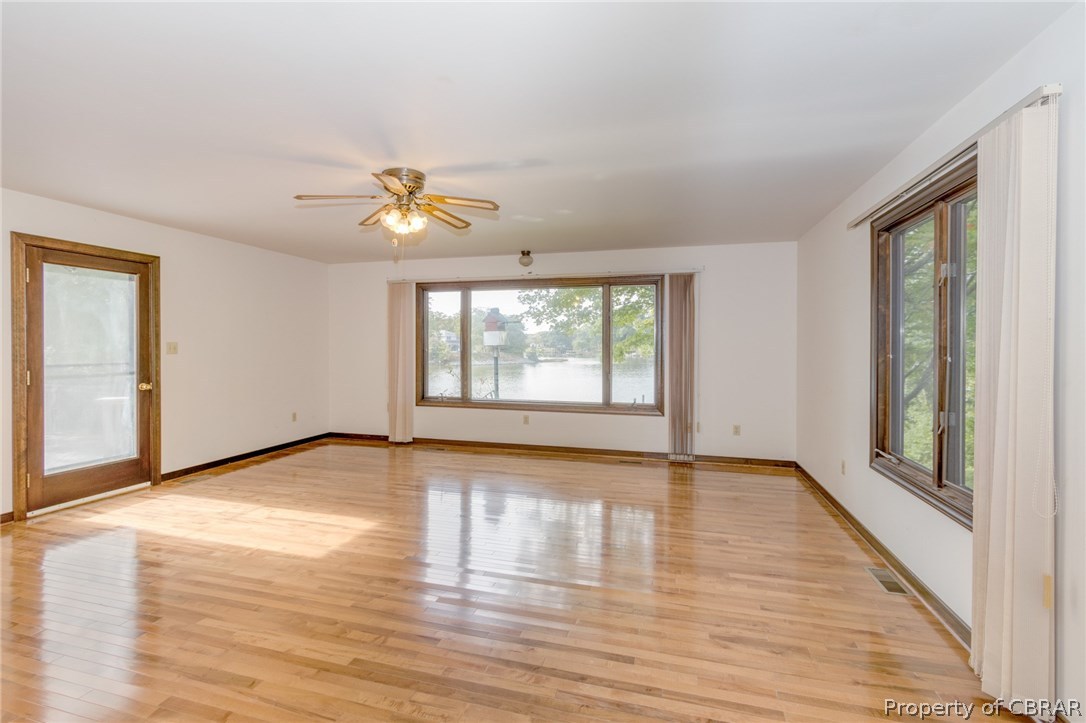 769 Oyster Point Drive Reedville, VA 22539 - Photo 23 of 44 Gallery Image 23