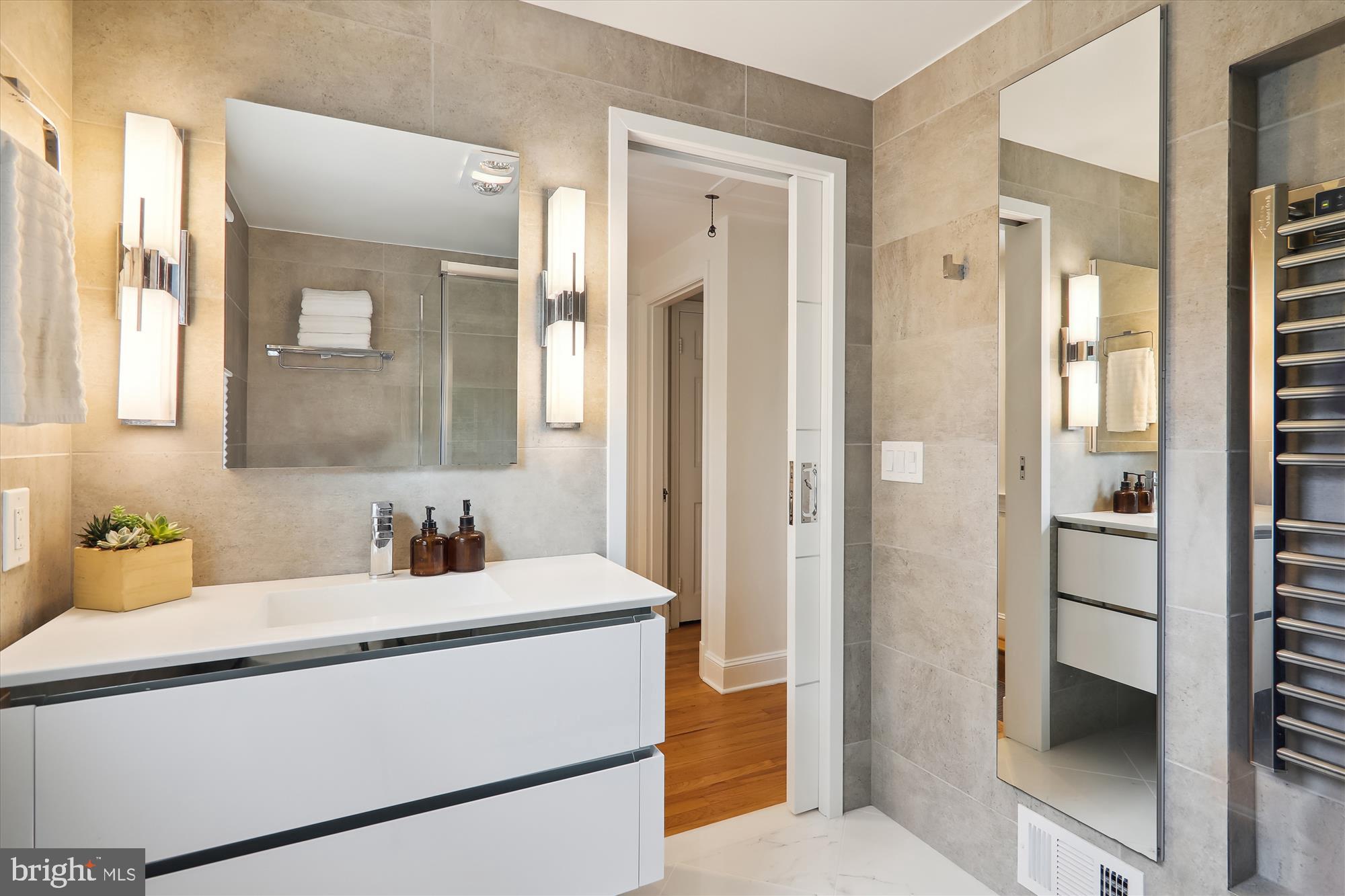 4605 Clemson Road College Park, MD 20740 - Photo 35 of 76 Gorgeous Modern Upstairs Bathroom