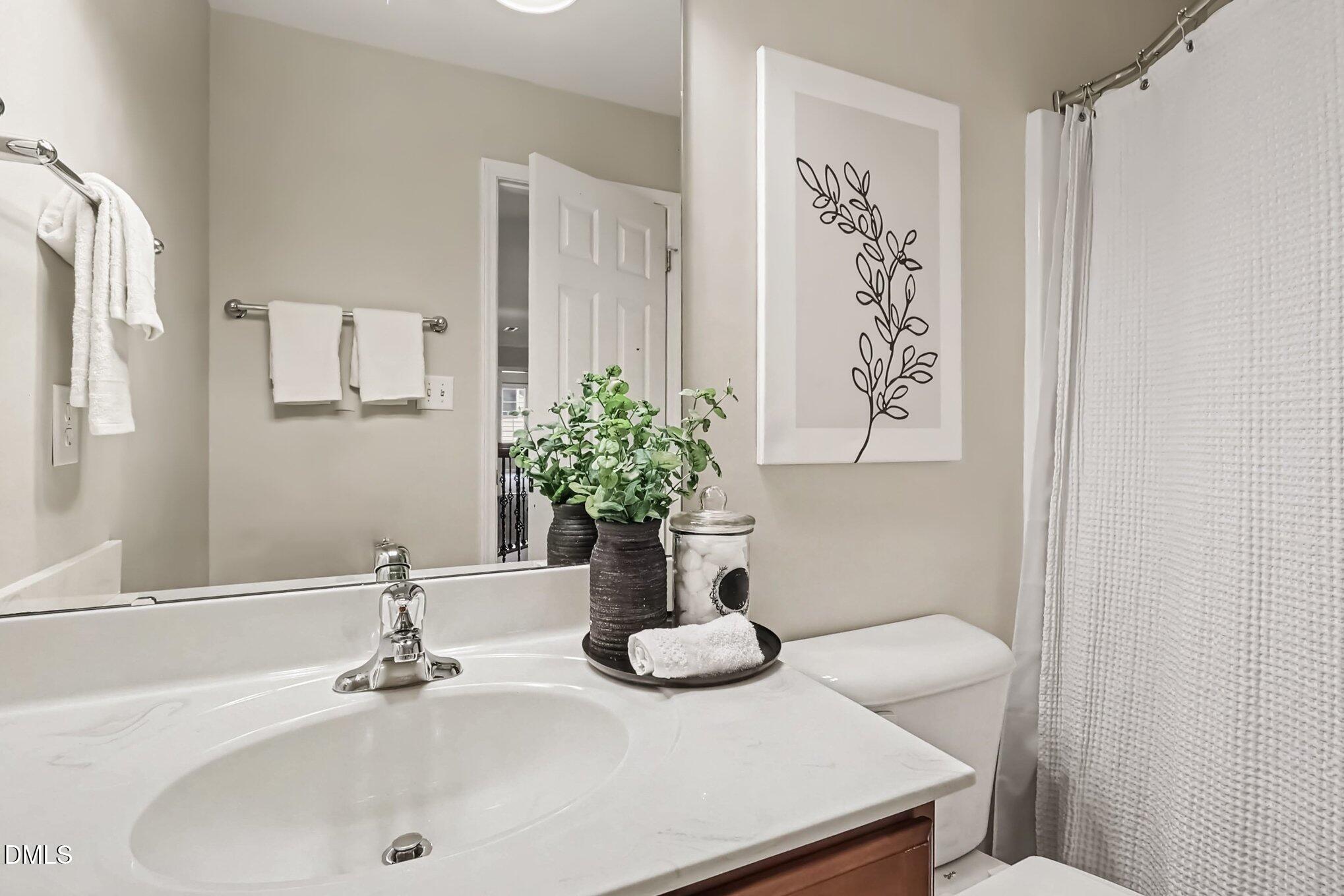 4013 Red Grape Drive Raleigh, NC 27607 - Photo 23 of 27 022_file_6347