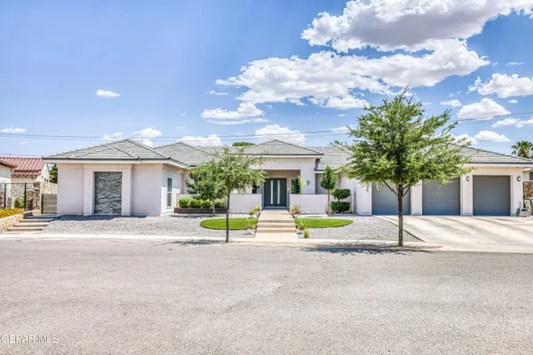 $985,000 | 504 Cotton Blossom Avenue, El Paso, TX 79922