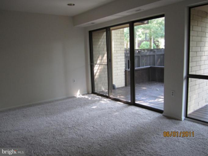 11120 Saffold Way Reston, VA 20190 - Photo 11 of 13 Living Room