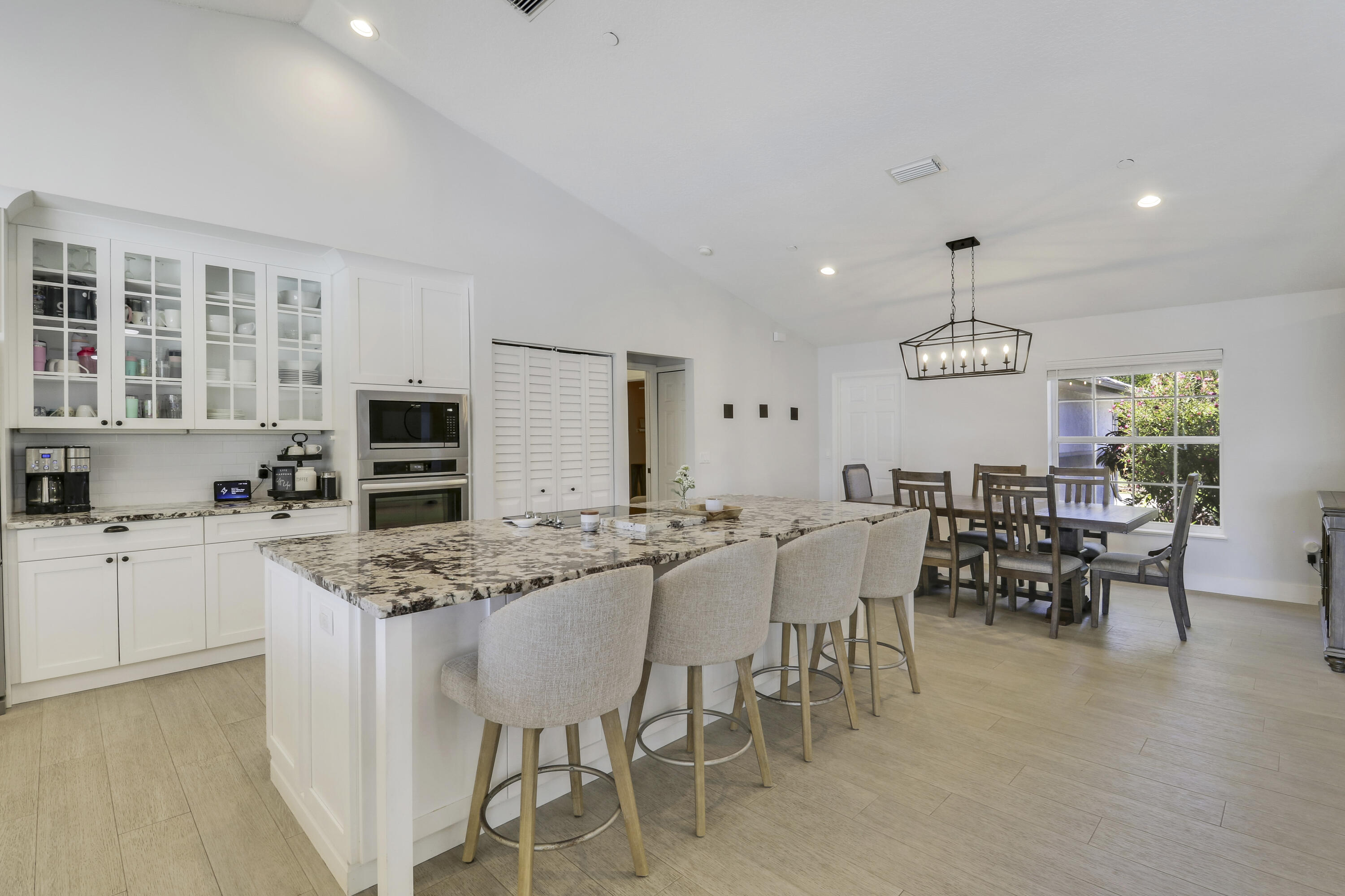 550 Southeast Ashley Oaks Way Stuart, FL 34997 - Photo 18 of 62 Kitchen