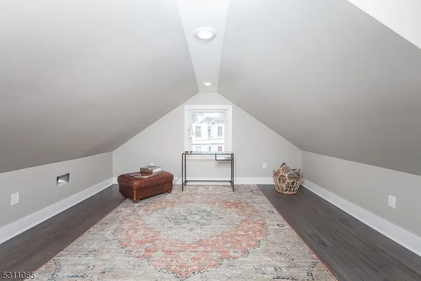 $3,400 | 27 Mission Street, Unit 2, Montclair, NJ 07042