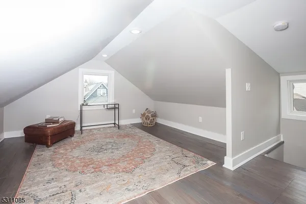 $3,400 | 27 Mission Street, Unit 2, Montclair, NJ 07042