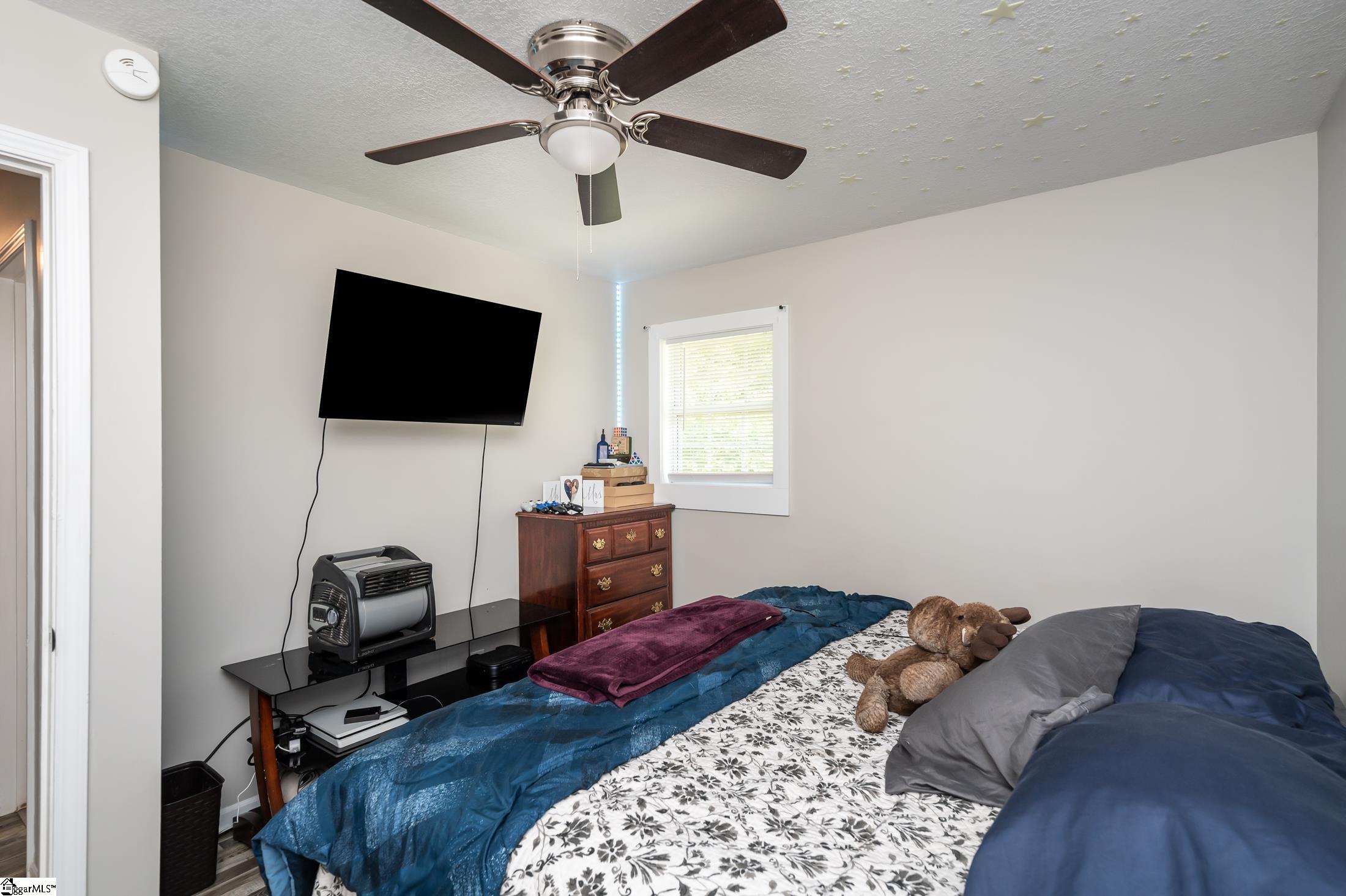16032 South Radio Station Road Seneca, SC 29678 - Photo 14 of 22 Gallery Image 14