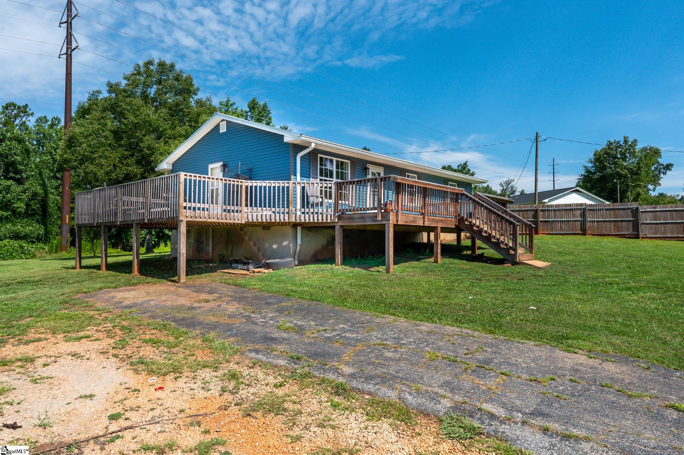 16032 South Radio Station Road Seneca, SC 29678 - Photo 2 of 22 Gallery Image 2