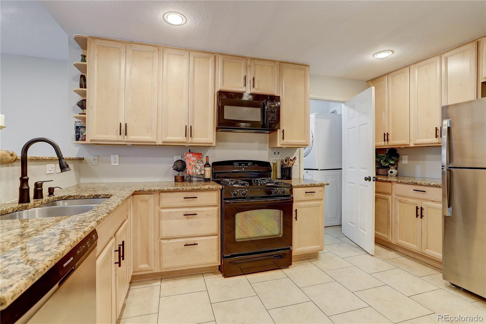 809 5th Street, Unit 202 Golden, CO 80403 - Photo 12 of 40