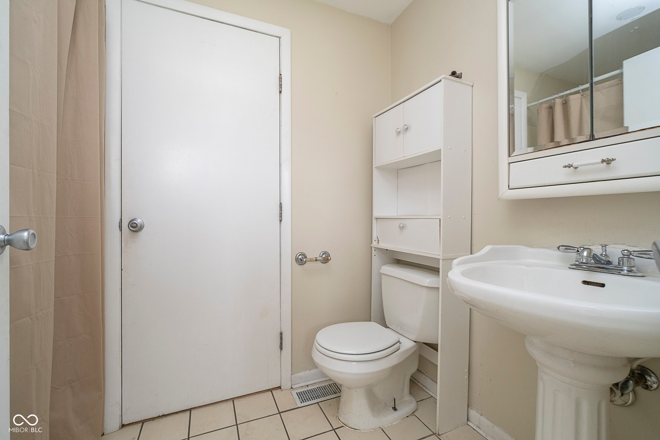 5061 Sylvan Road Indianapolis, IN 46228 - Photo 20 of 25 Gallery Image 20