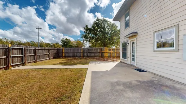 $2,000 | 4023 Southern Trace Drive, College Station, TX 77845